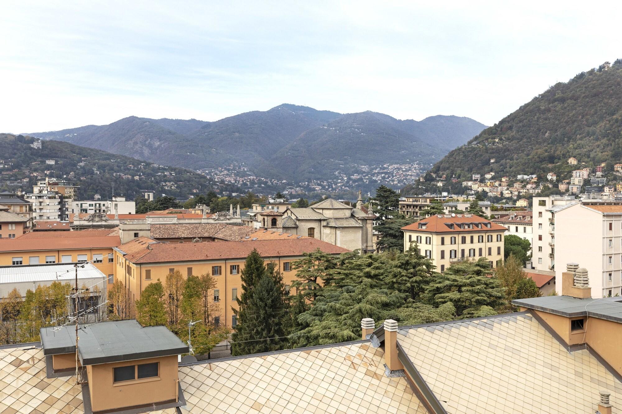 Vista Exterior B&B Hotel Como City Center