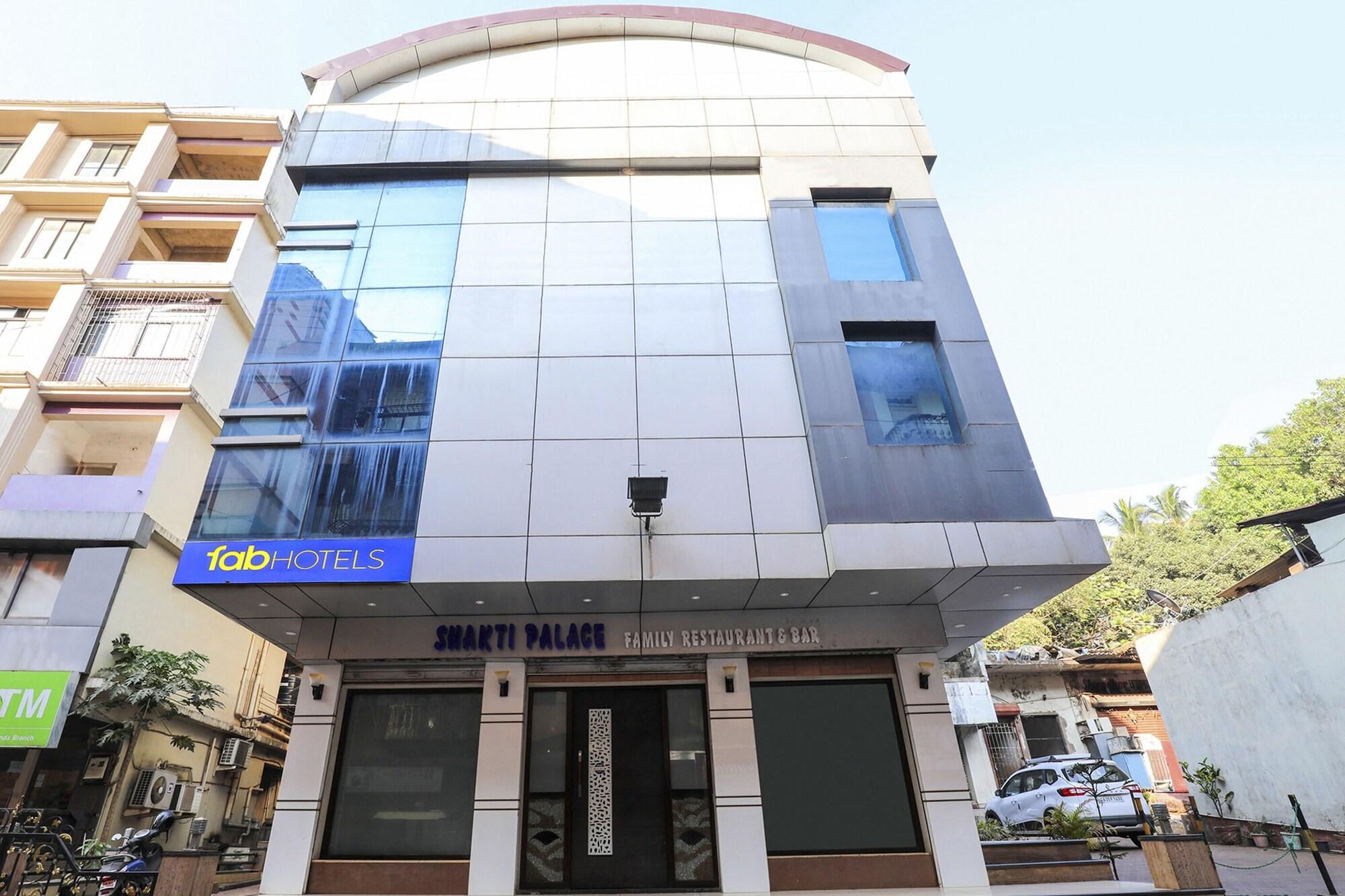 Varios Fabhotel Shakti Palace