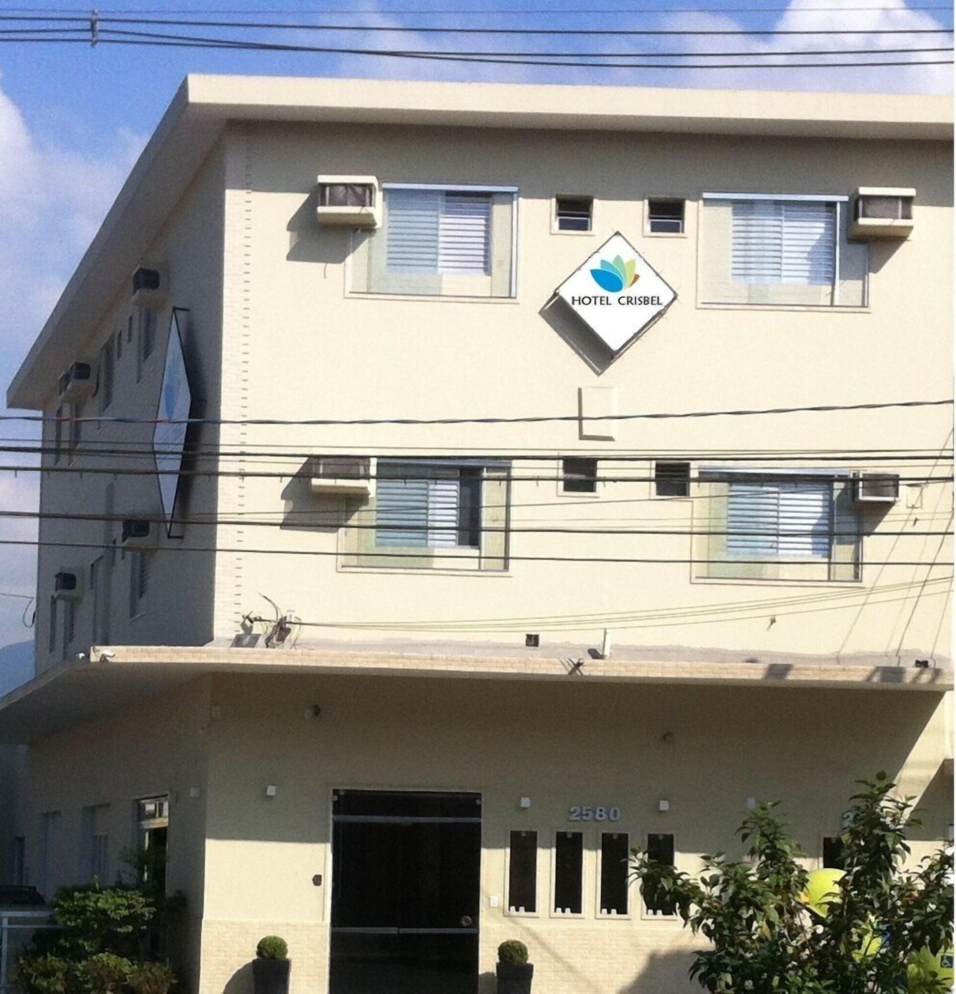 Vista Exterior Hotel Crisbel