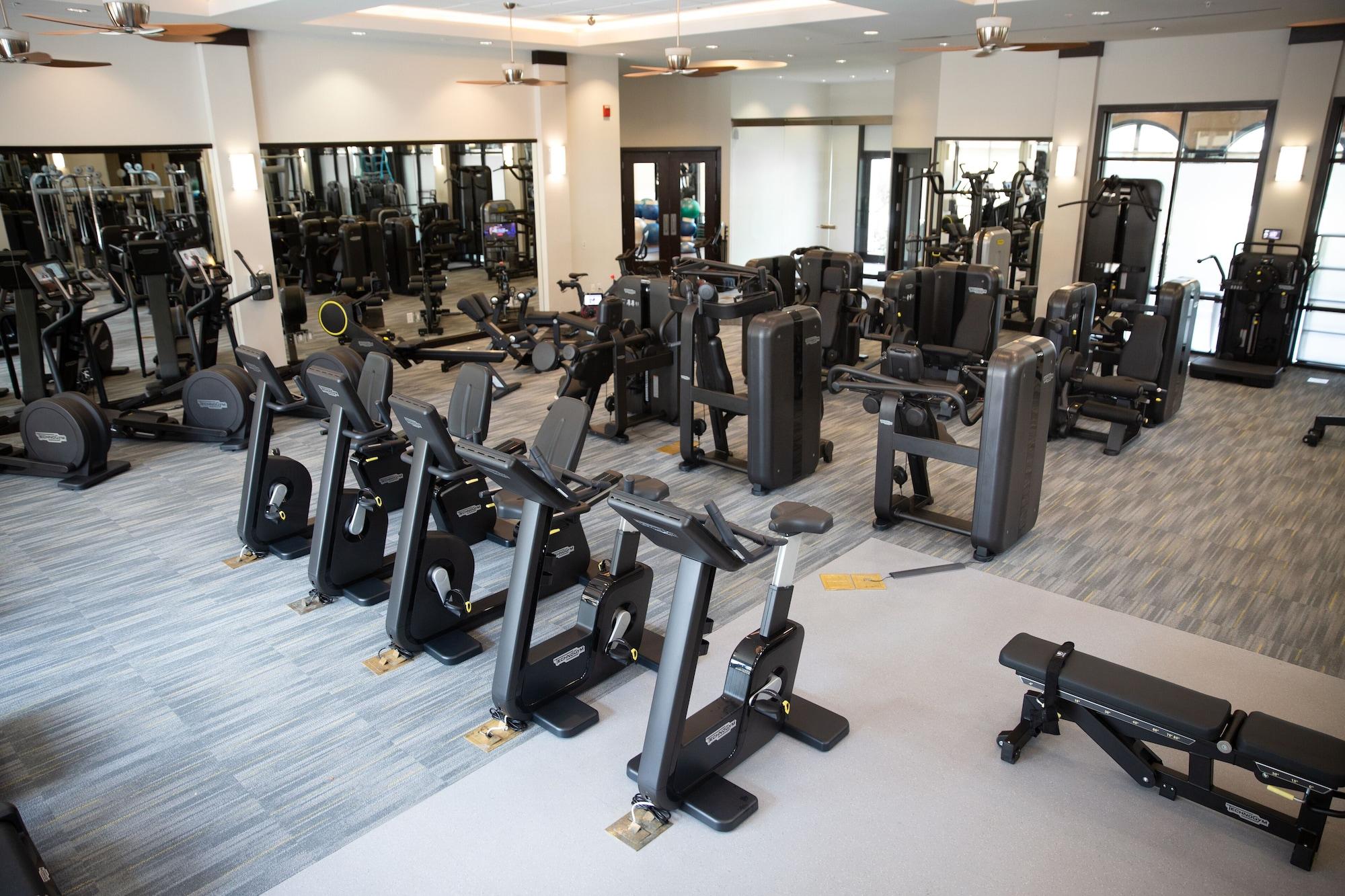 Gimnasio Naples Bay Resort & Marina