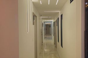 Alojamiento - Hotel West Inn