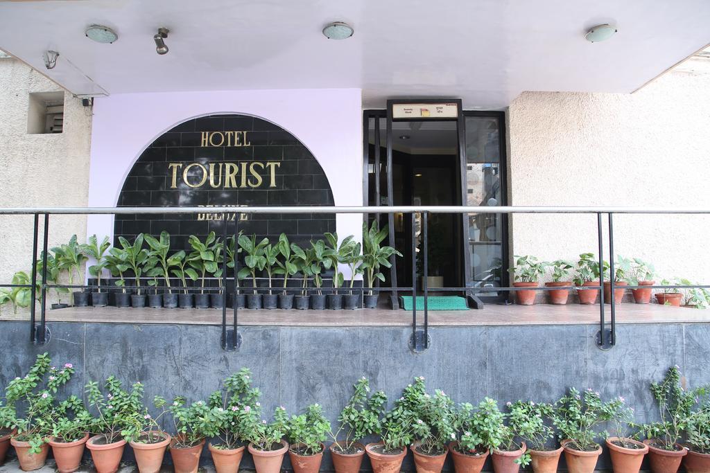Vista Exterior Tourist Deluxe Delhi