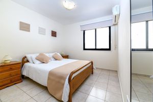 Alquiler Vacacional - Oroklini - Perfectly overlooking the pool