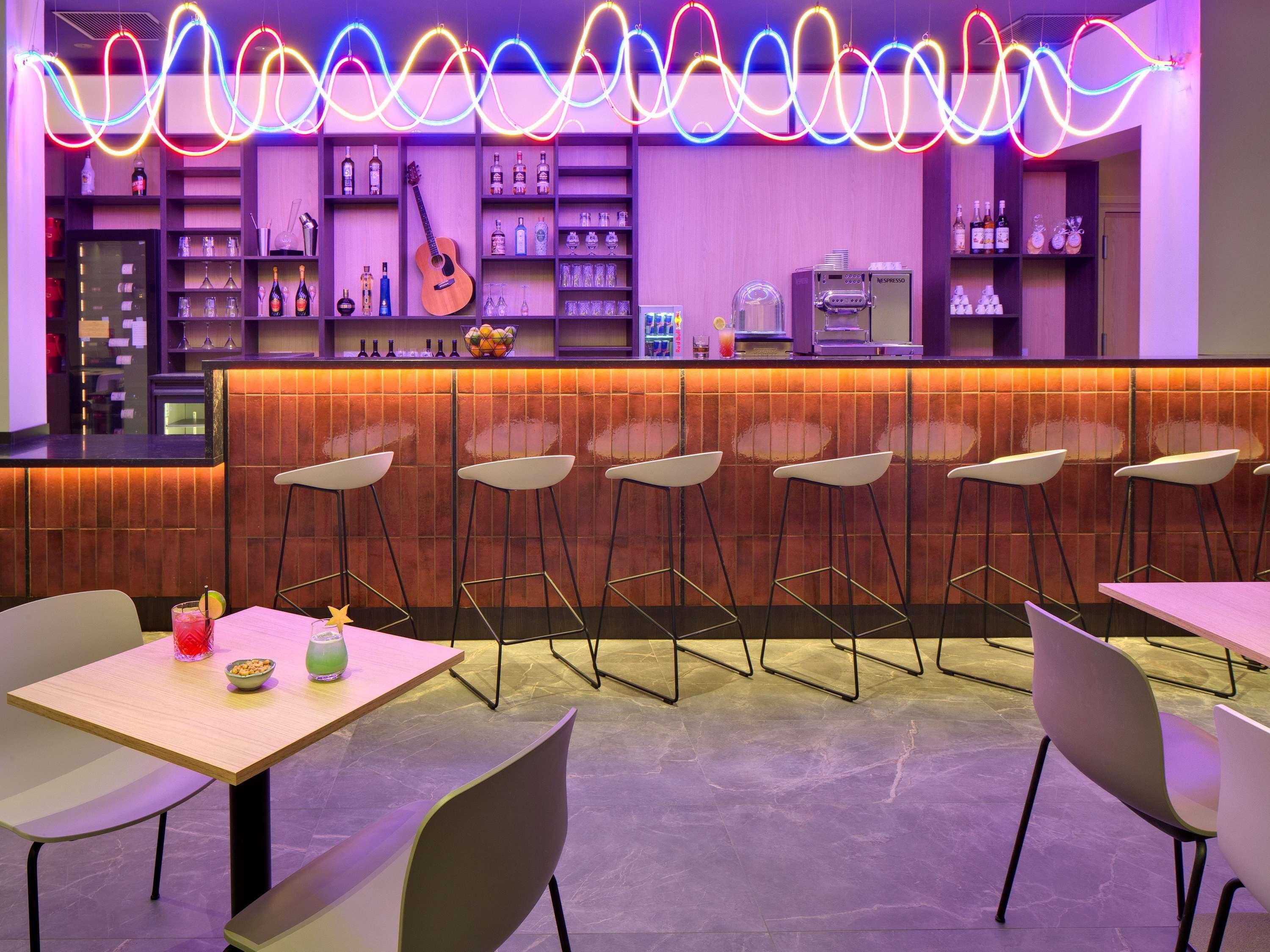 Bar/Salón Mercure Montpellier Centre Comédie