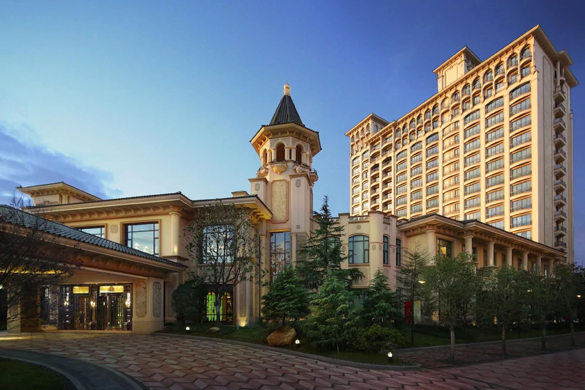 Vista Exterior Chateau Star River Hotel Shanghai