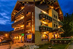 Alojamiento - Pensiunea Regina