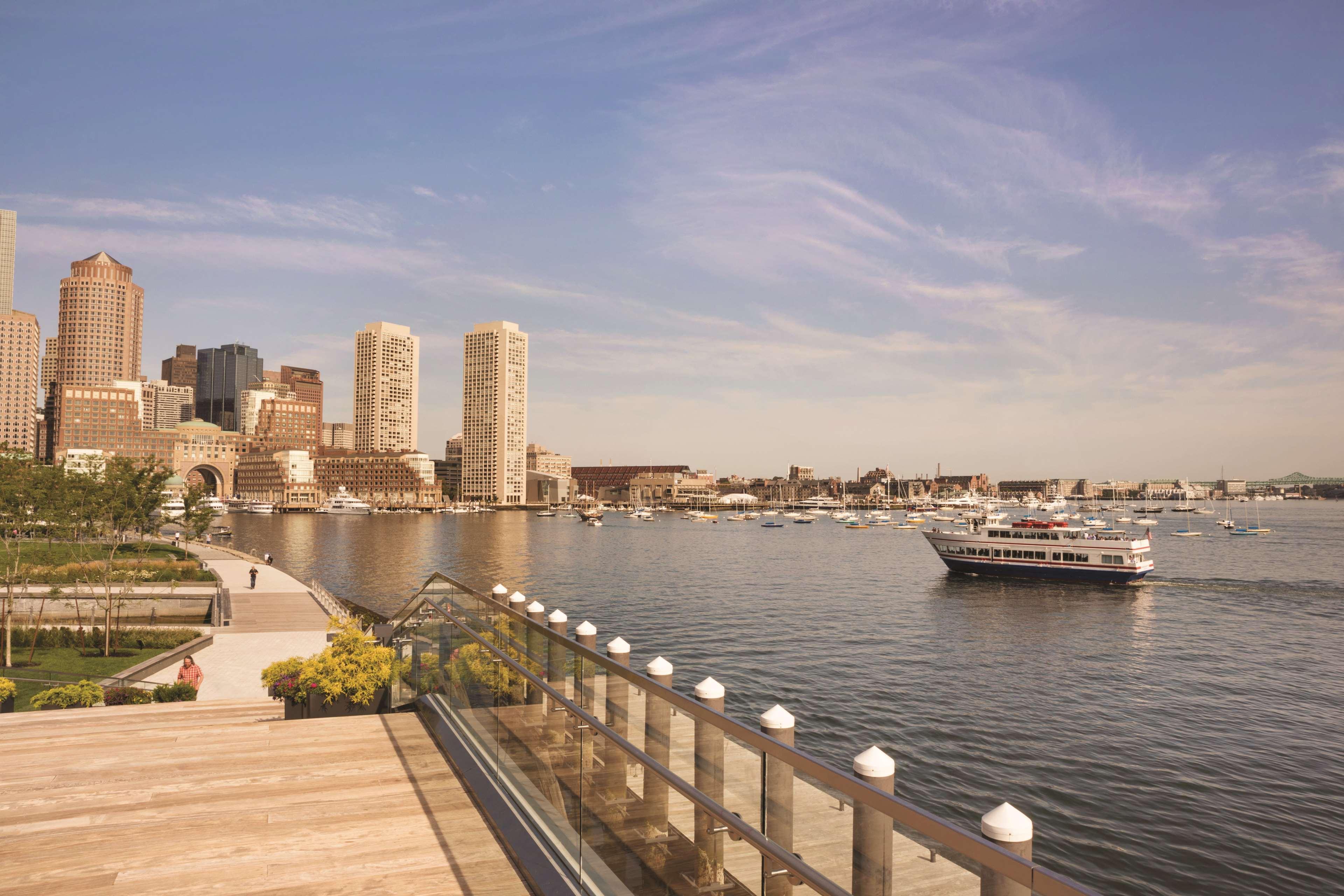 Playa YOTEL Boston