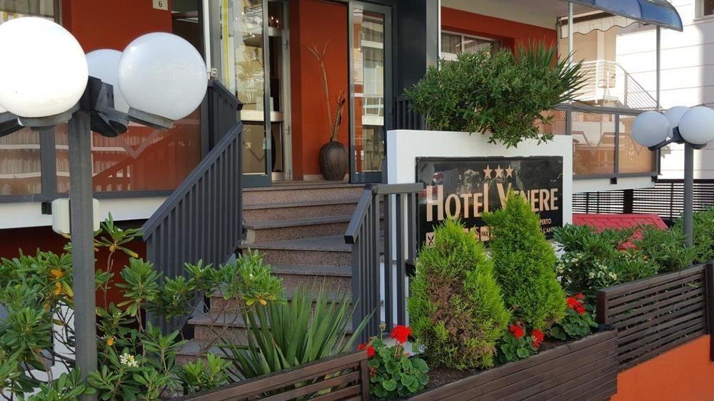 Vista Exterior Hotel Venere