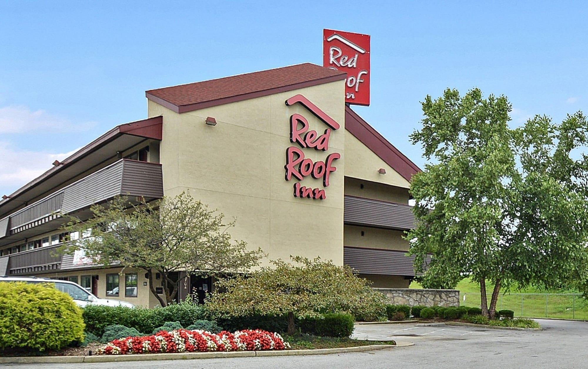 Vista Exterior Red Roof Inn Louisville Expo Airport