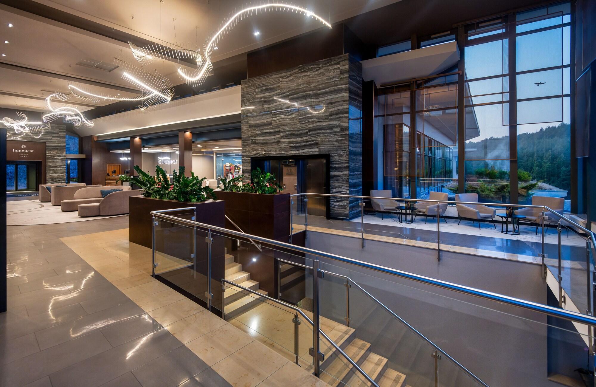 Vista Lobby Hunguest Saliris
