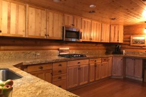 Alquiler Vacacional - Peaceful & Beautiful Idaho Log Lodge w/ Activities