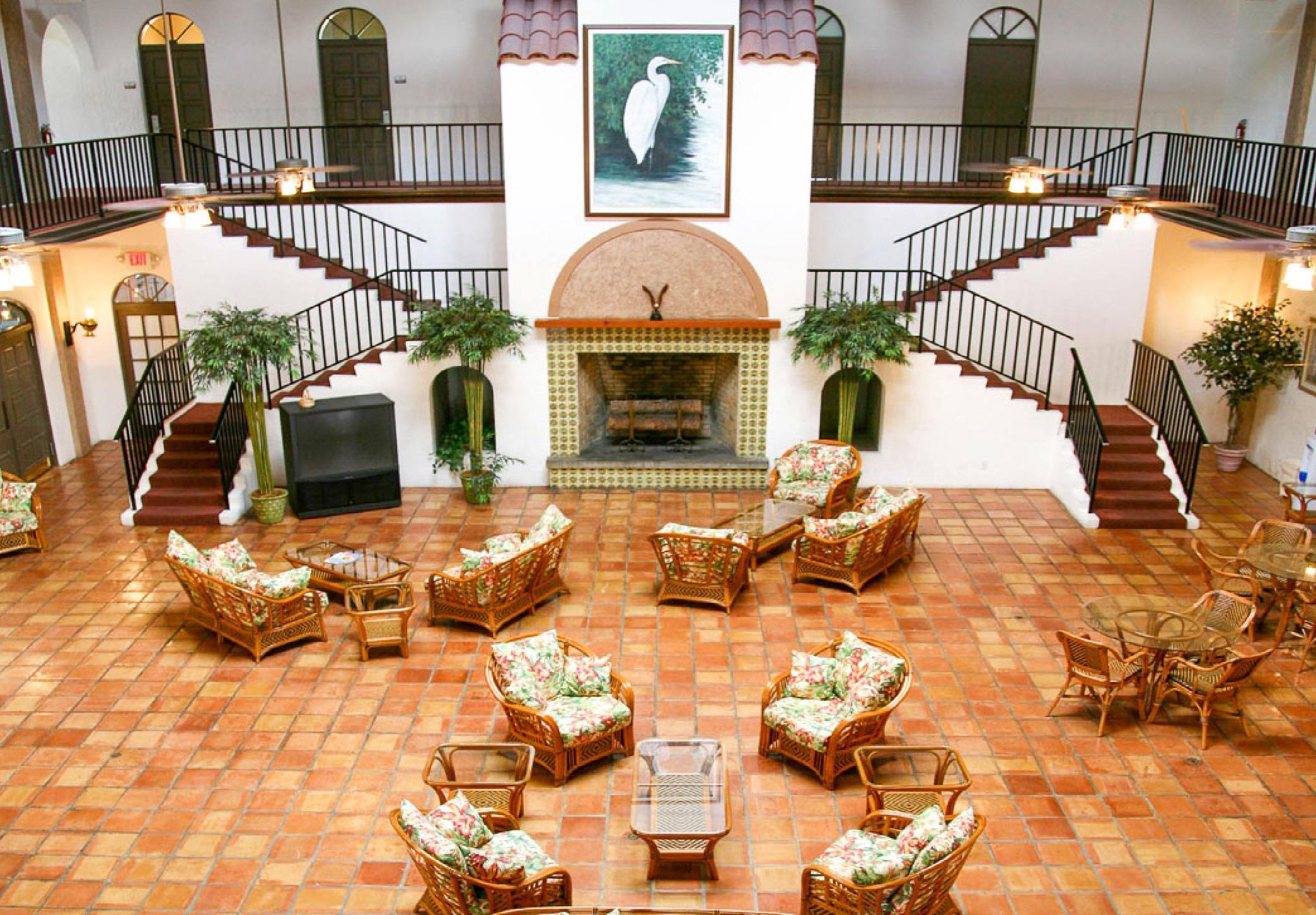 Vista Lobby Port of the Islands Everglades Adventure Resort