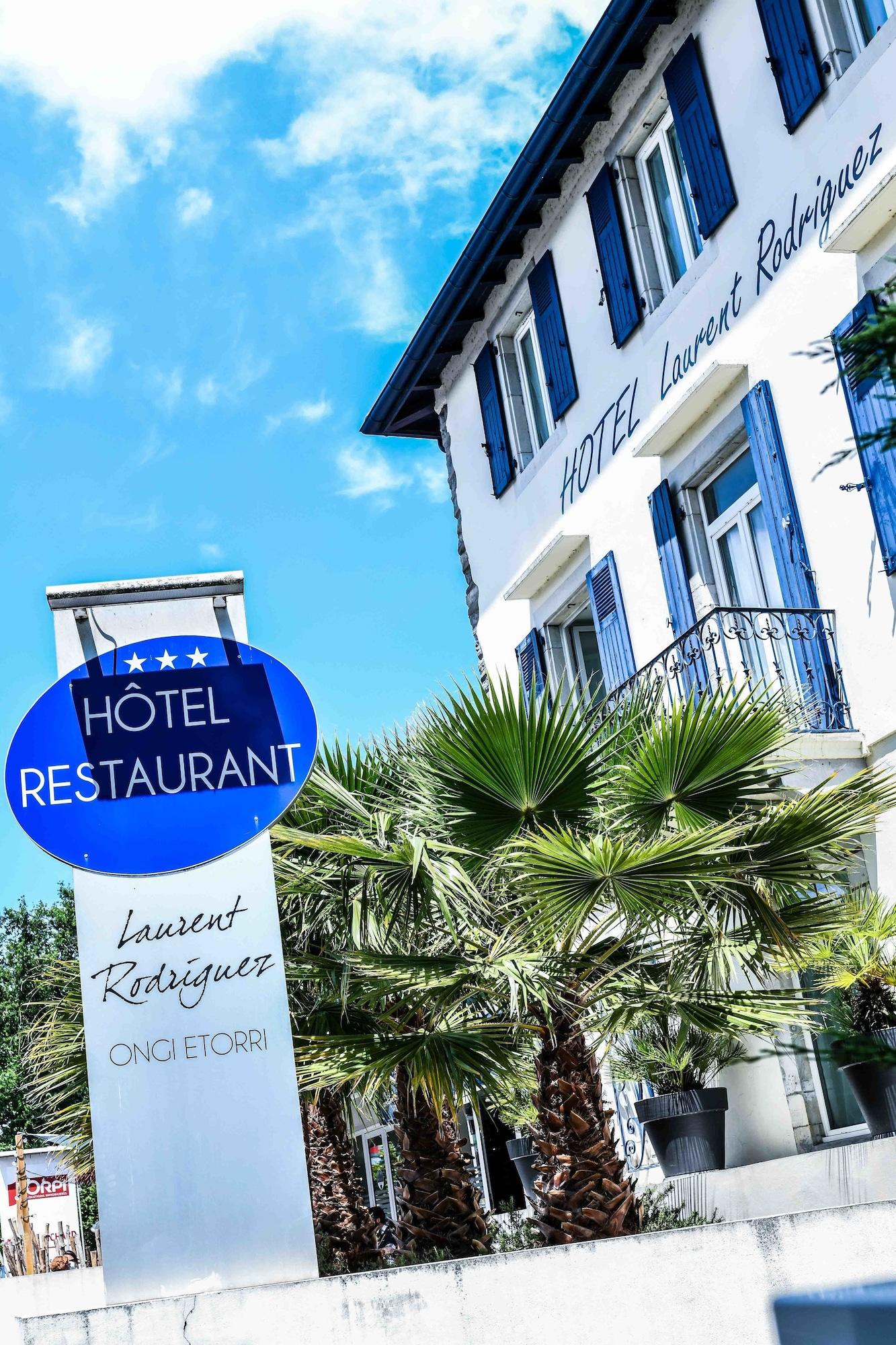 Vista Exterior Logis Hôtel & Restaurant La Villa Bleue