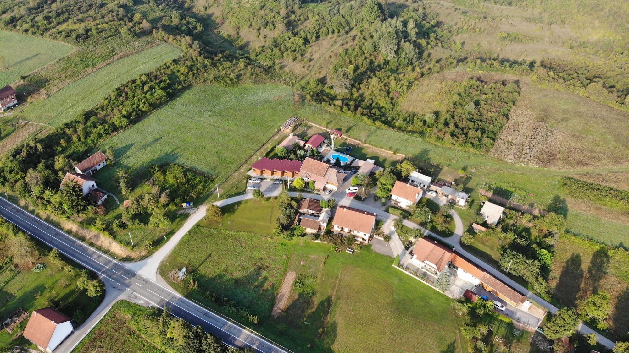 Vista Exterior Villa Rubčić Rooms & Pansion