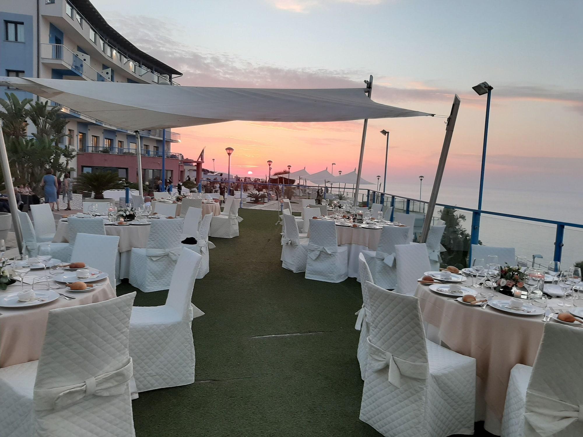 Restaurant Tus' Hotel