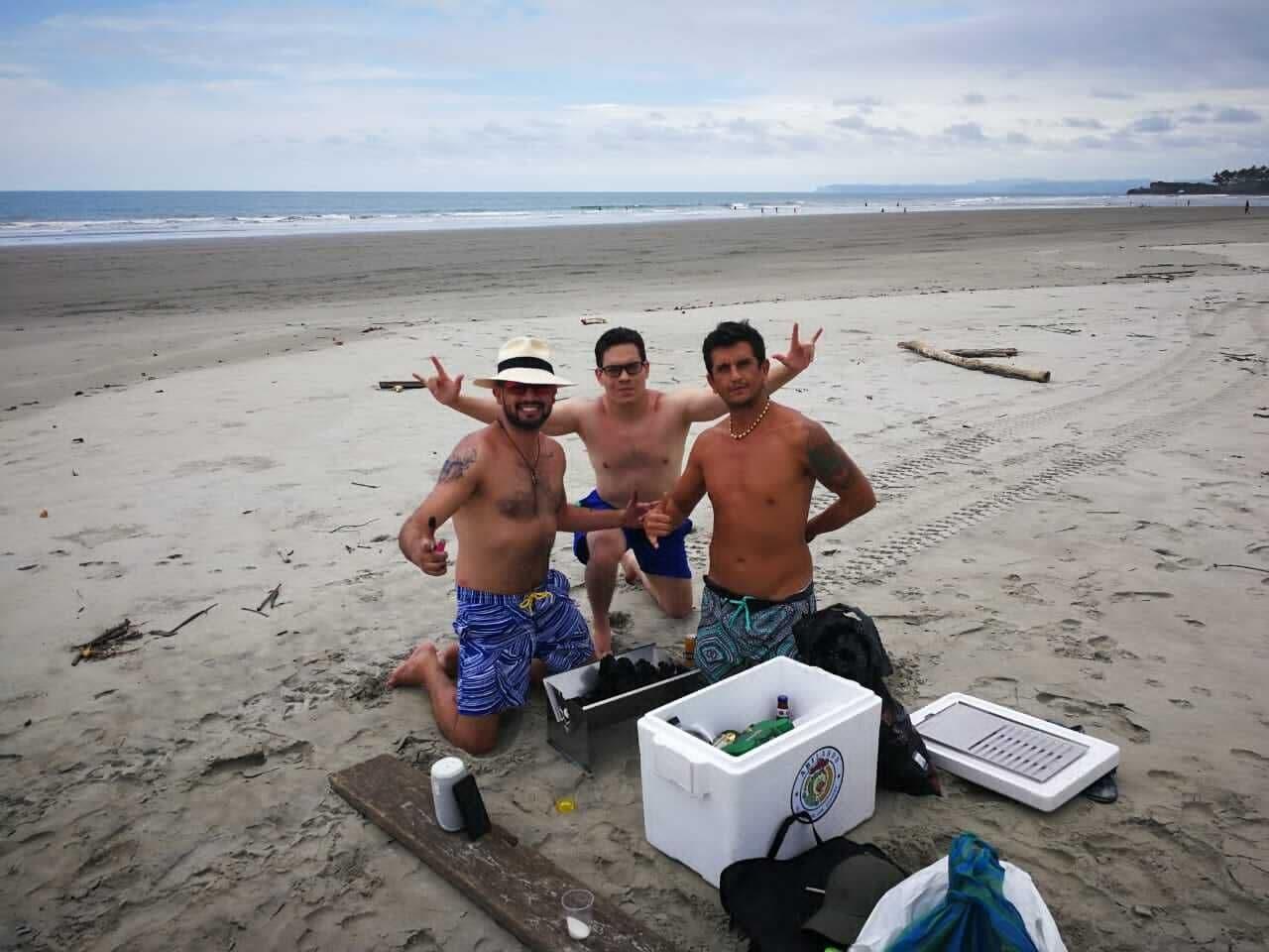 Playa La Facha Hostel Restaurant Surf