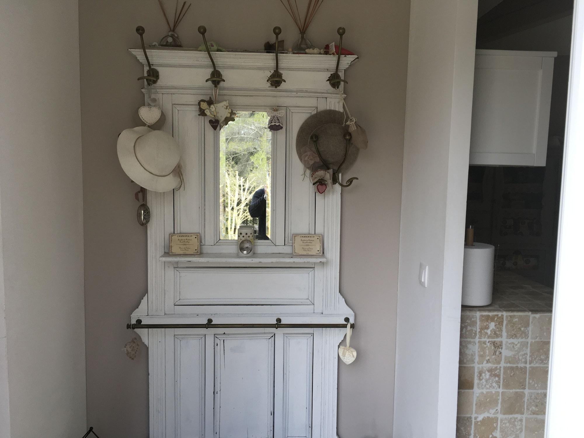 Vista Lobby Le Mas de Peycavier