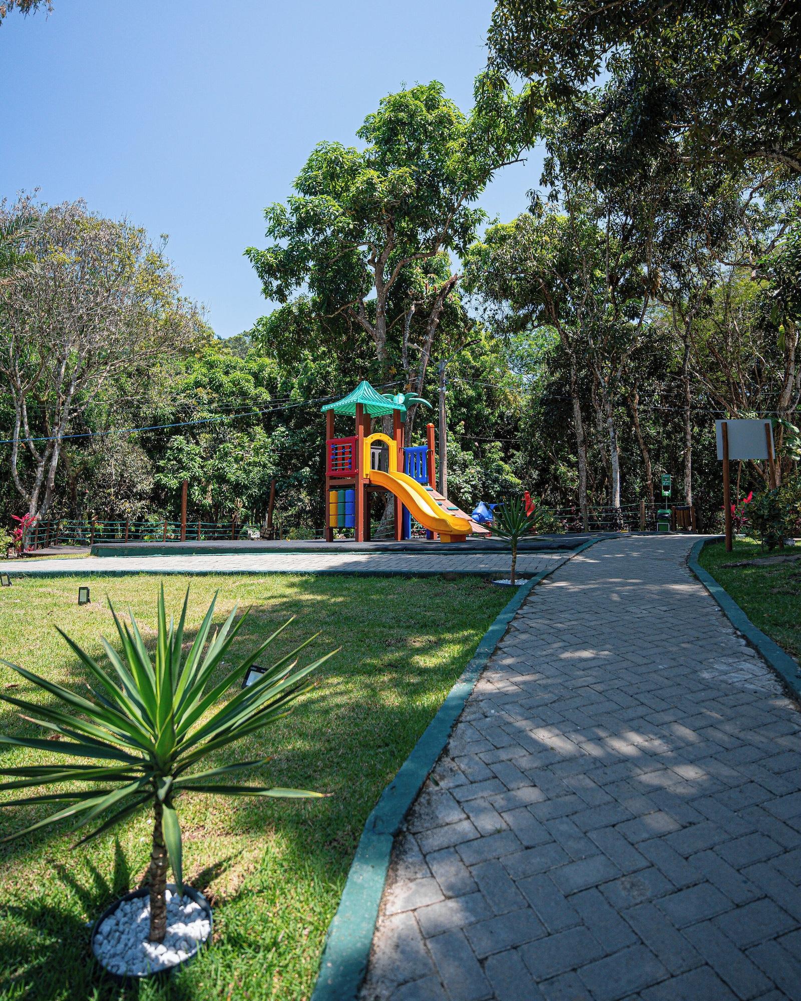 Instalaciones Recreativas Azzuro Hotel