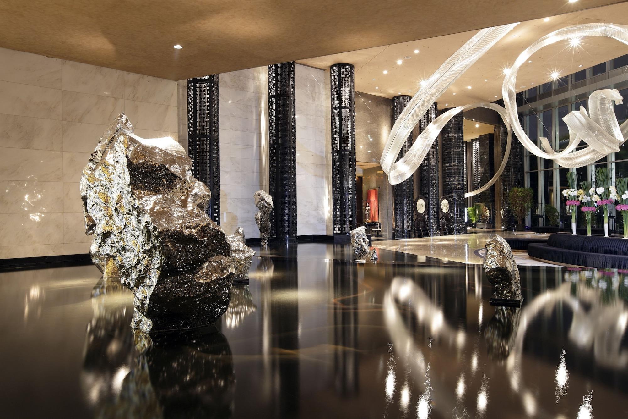 Vista Lobby InterContinental Shanghai Jing’ An by IHG