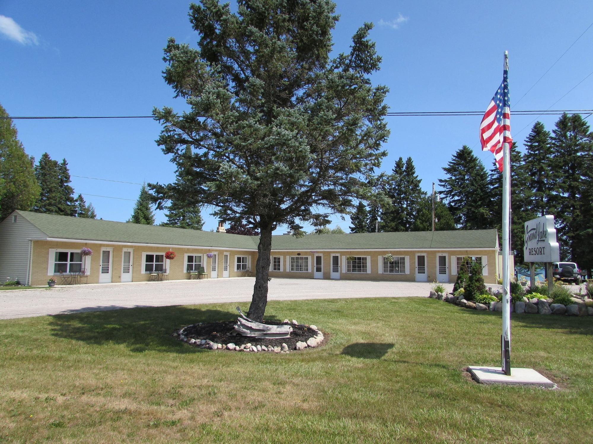 Vista Exterior Grand Lake Resort
