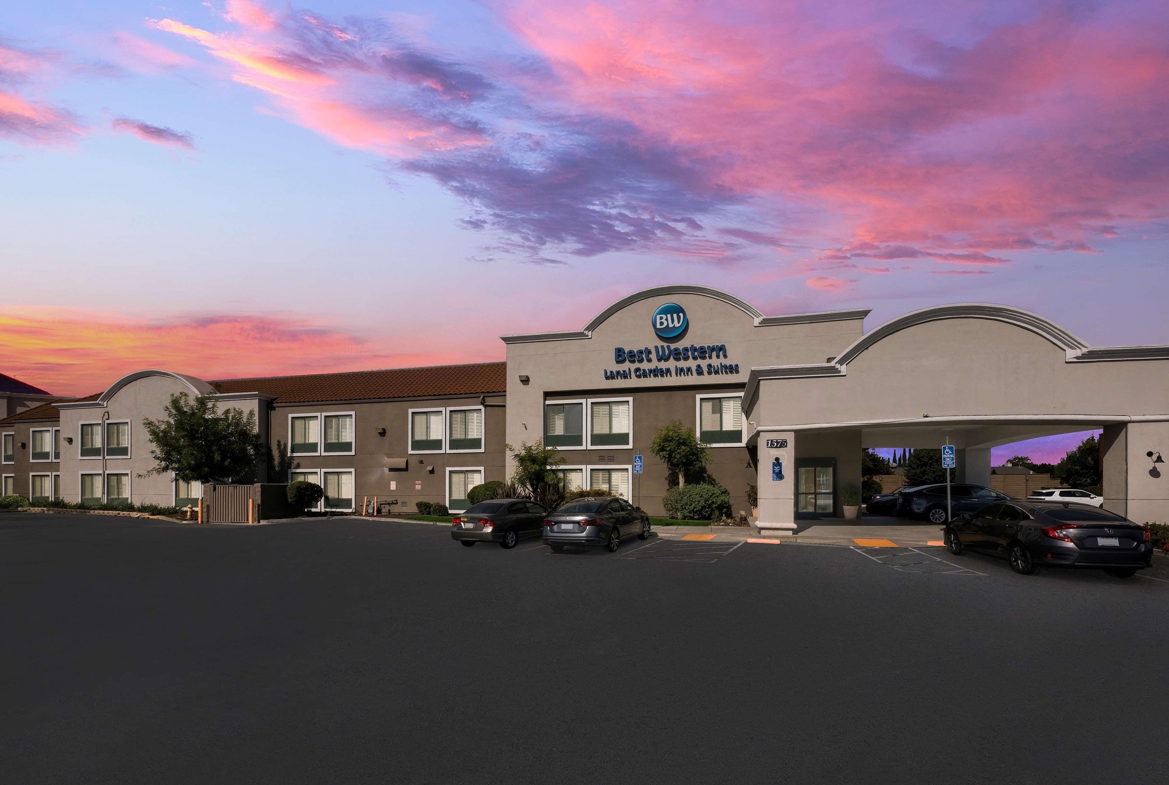 Varios Best Western Lanai Garden Inn & Suites