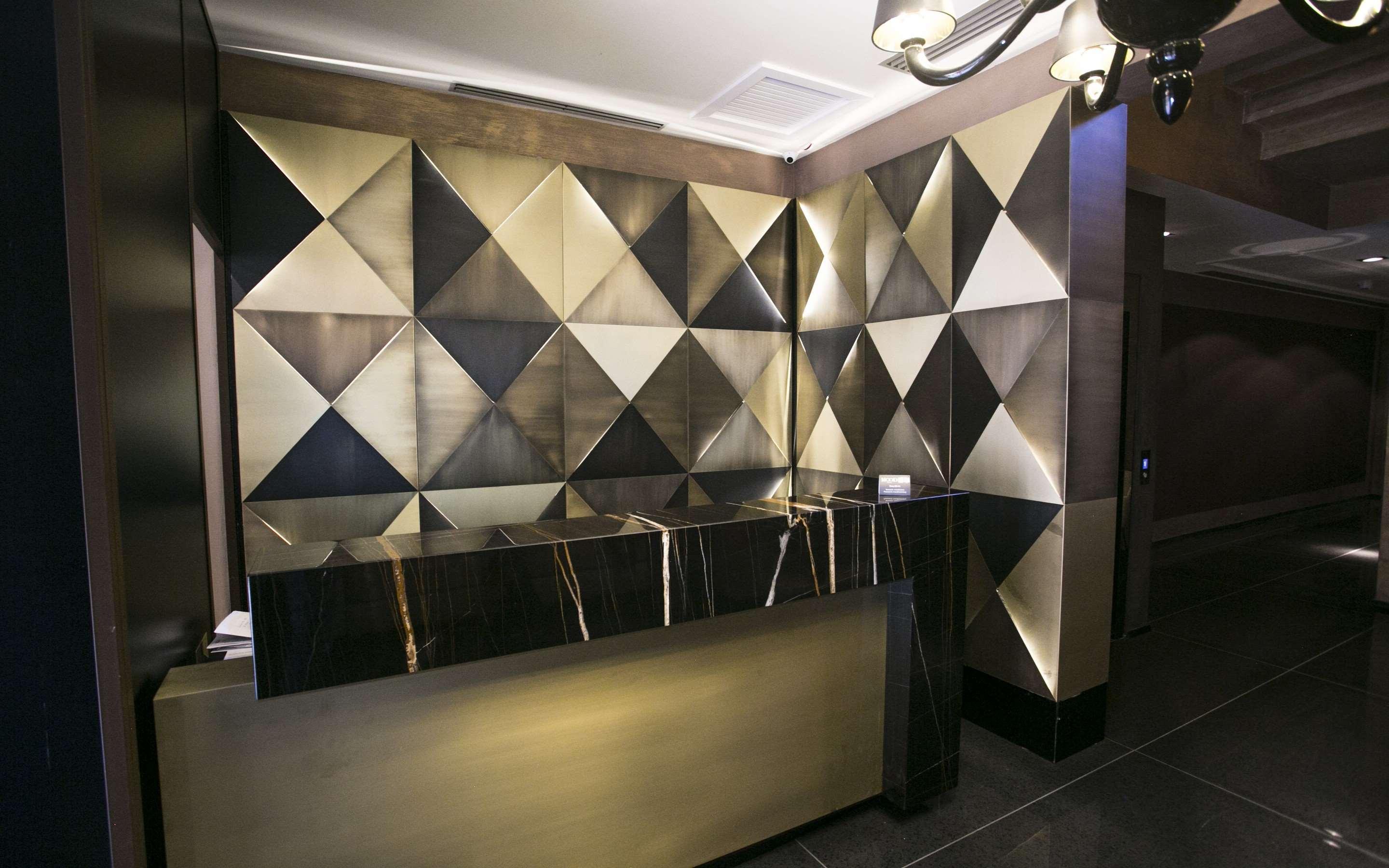 Vista Lobby The Venice Times