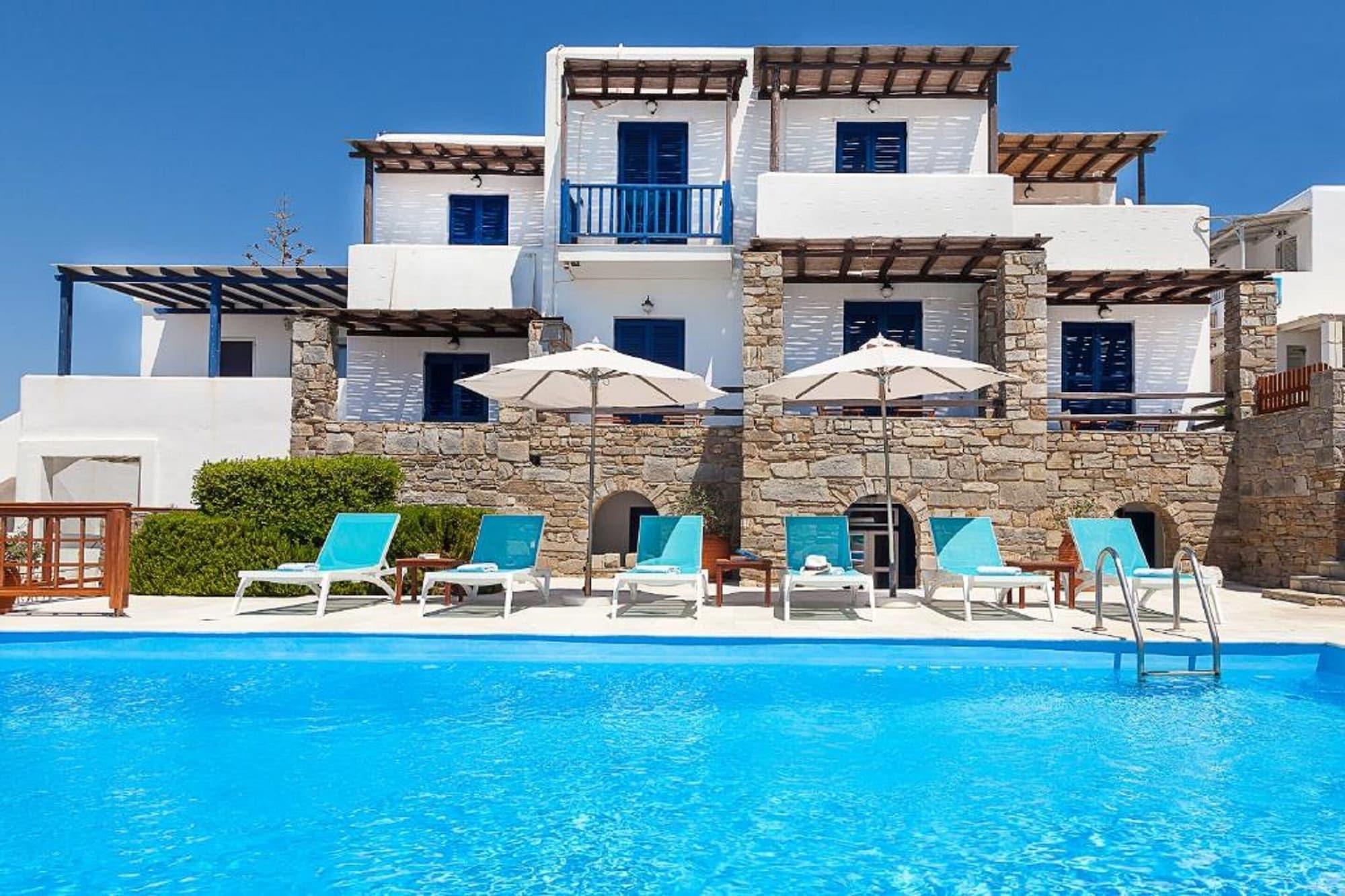 Varios San Antonio Summer House