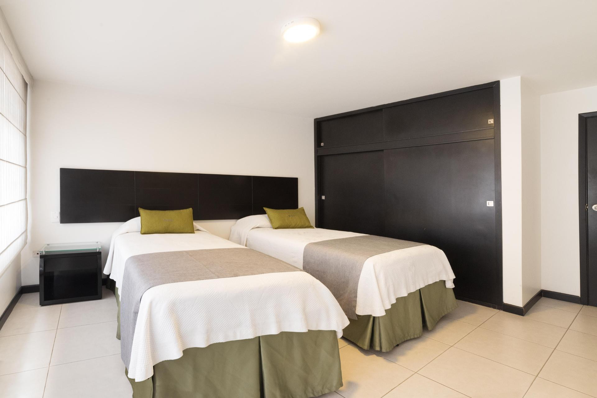 Set de Habitación Hotel Kafir