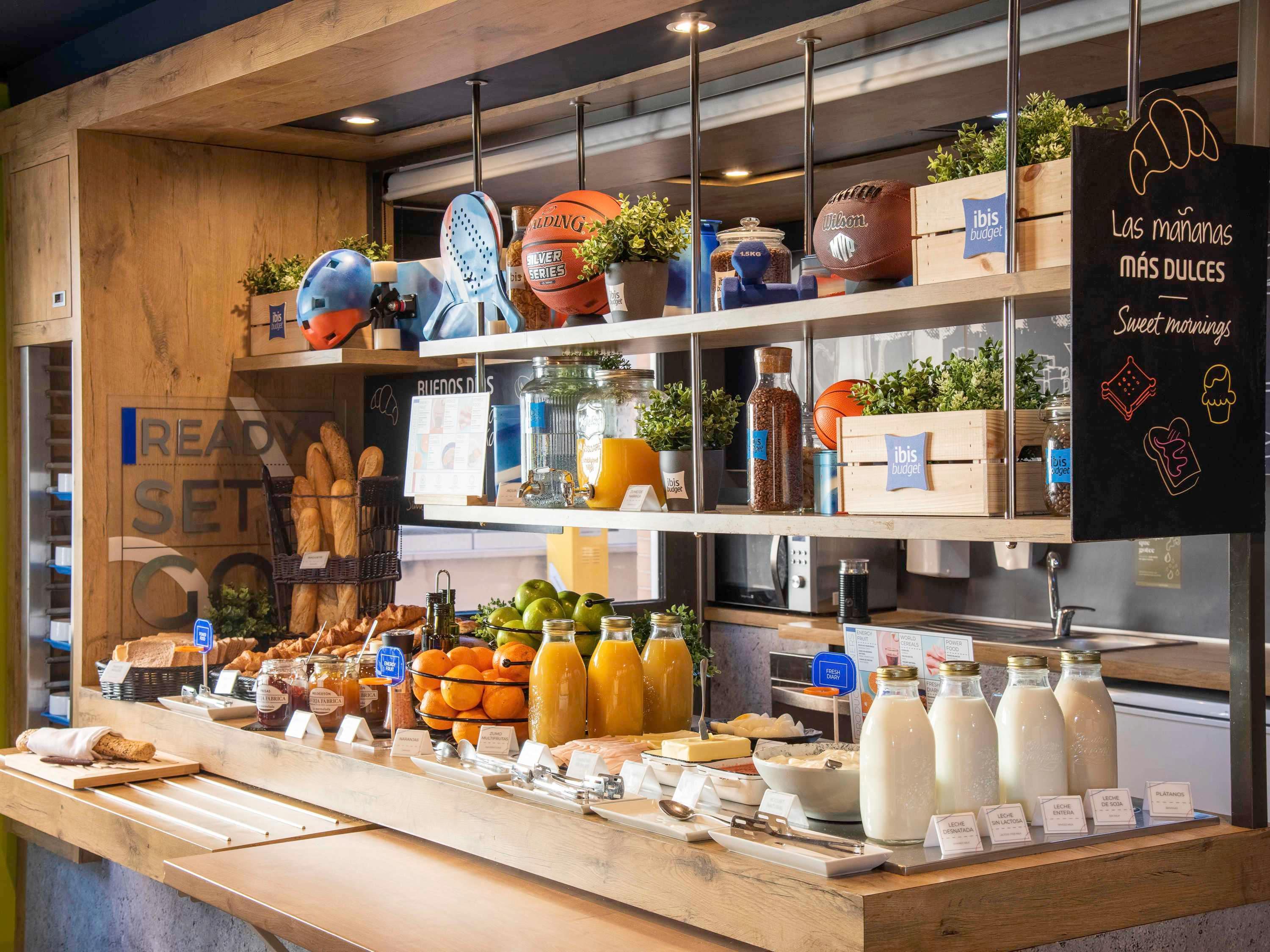 Restaurant ibis budget Madrid Calle Alcalá