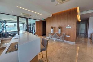 Alquiler Vacacional - Luxury Seaview Escape 3bd in Limassol Skyscraper