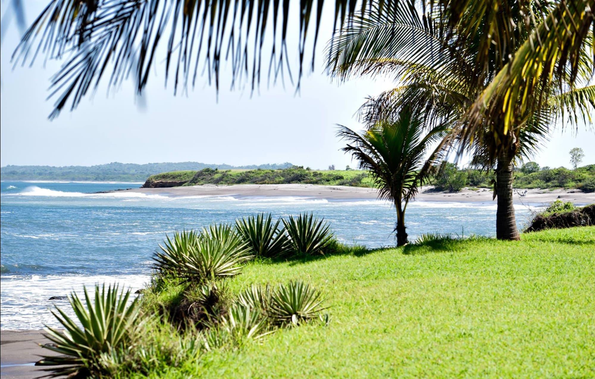 Playa Gran Pacifica Beach Resort & Homes