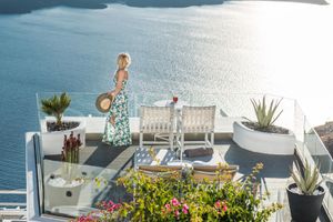 Alojamiento - On The Rocks Hotel