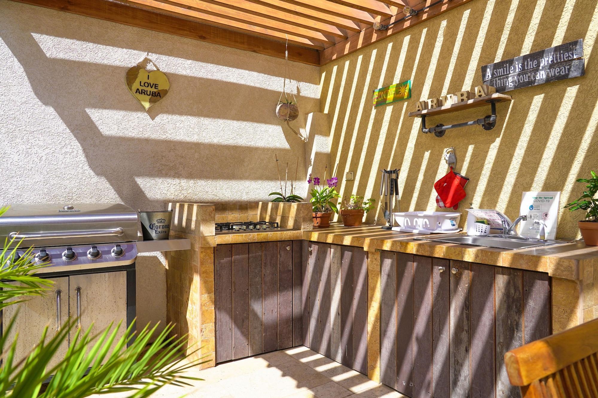 Instalaciones Recreativas Arubas Bakval Suites