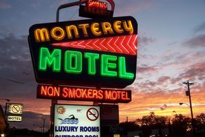 Alojamiento - The Monterey Motel