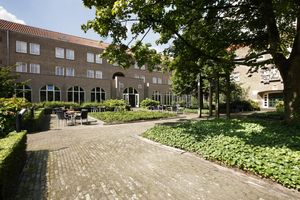 Alojamiento - NH Eindhoven Conference Centre Koningshof