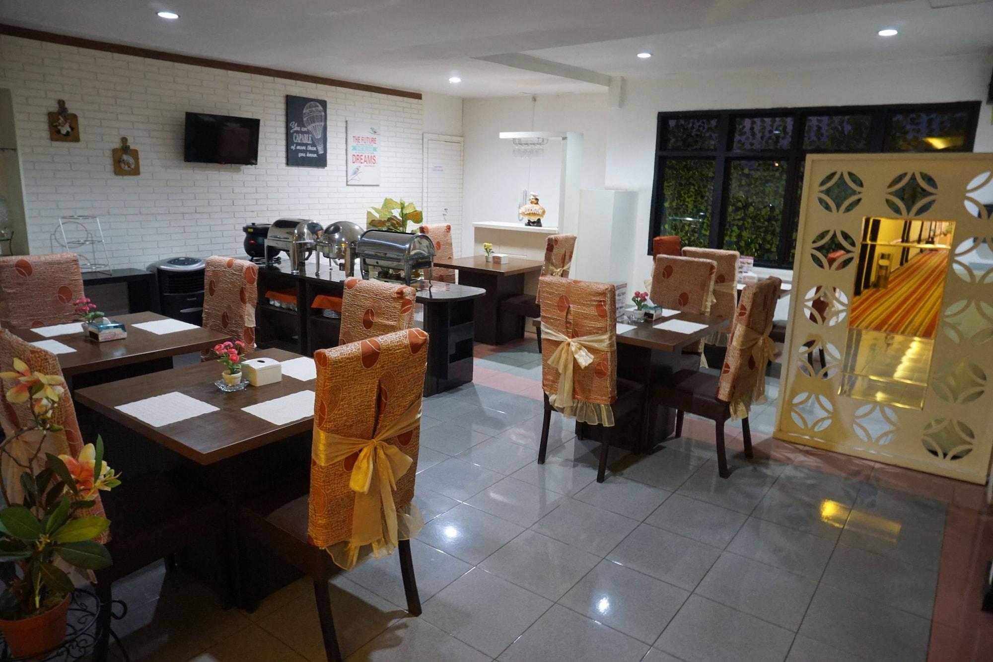 Restaurant Mangga Dua Hotel Makassar