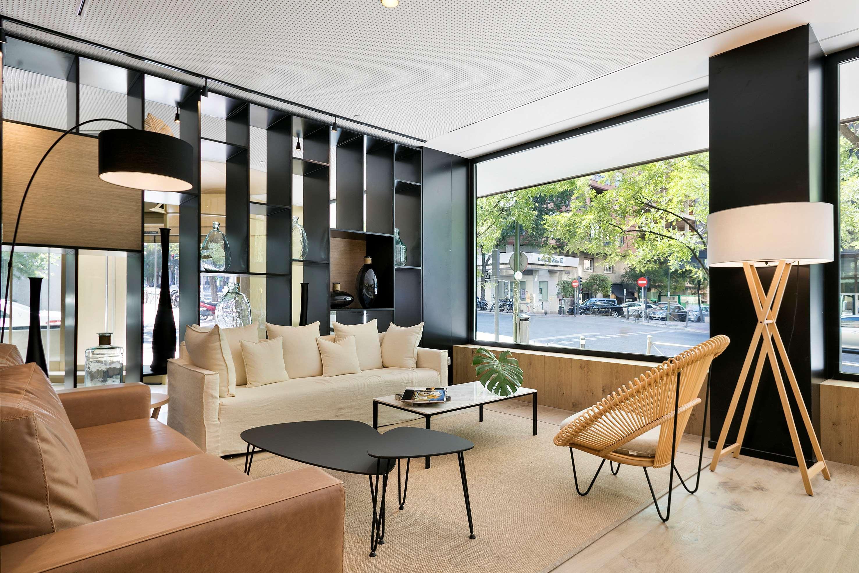 Vista Lobby Melia Madrid Serrano