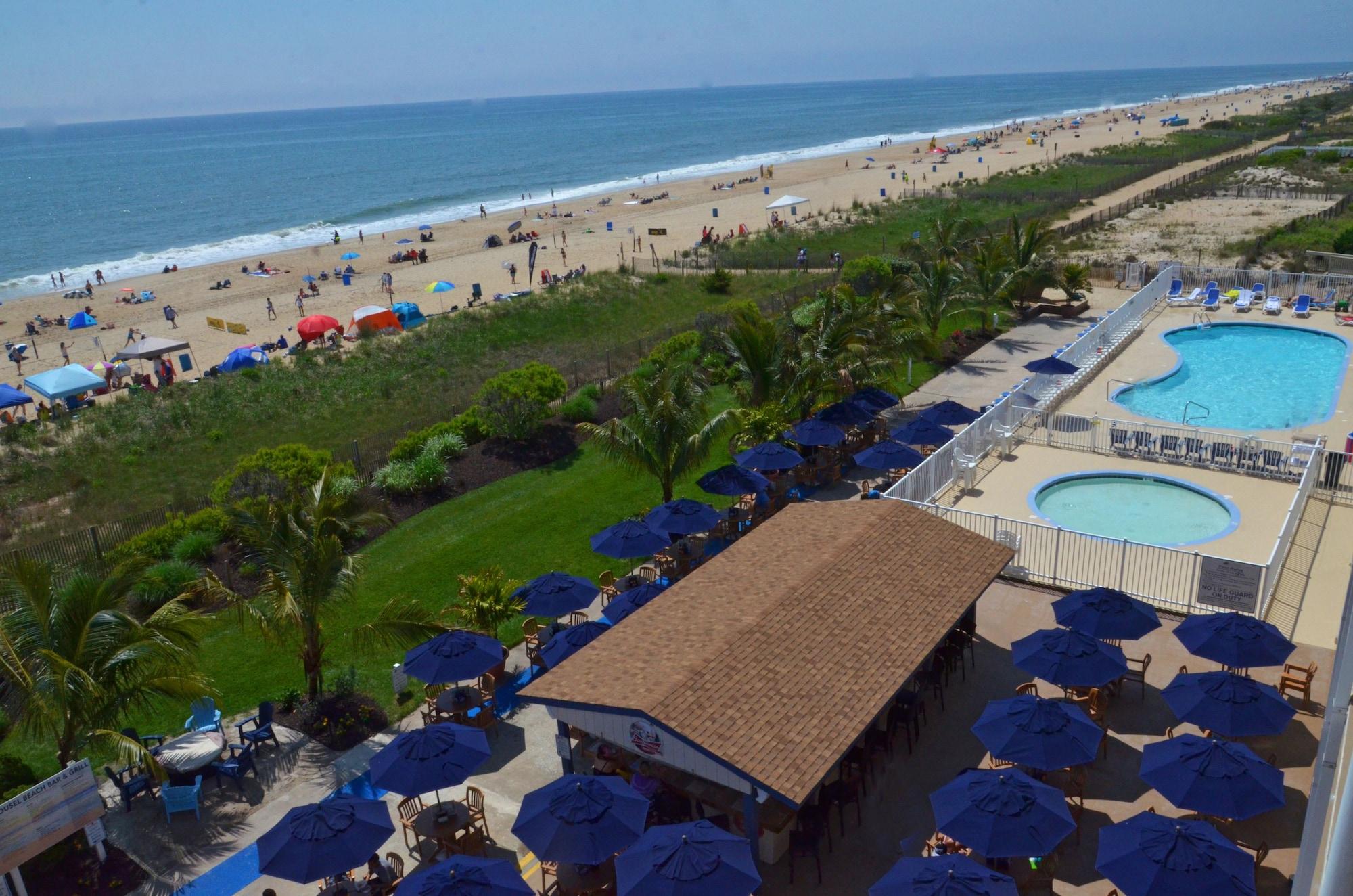 Playa Carousel Resort Hotel & Condominiums