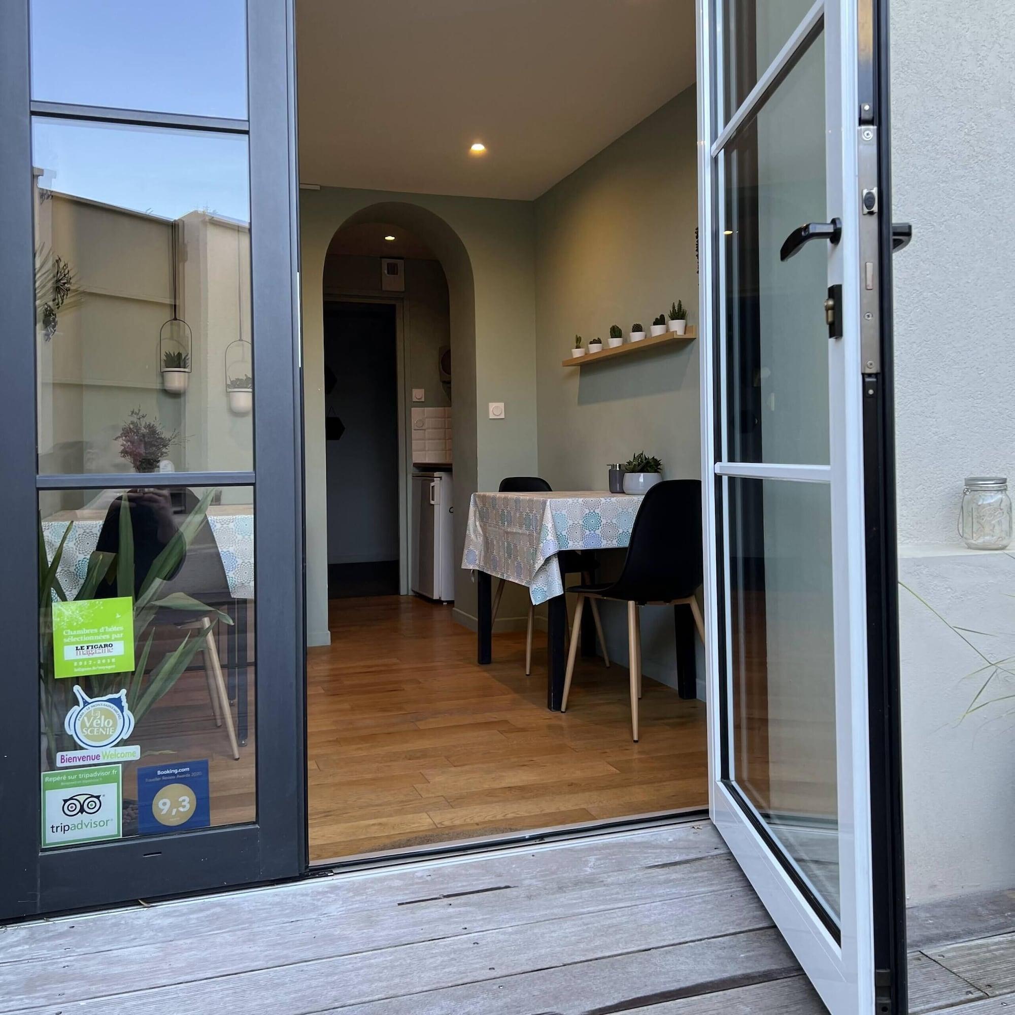 Vista Lobby Au 10 Bed & Breakfast