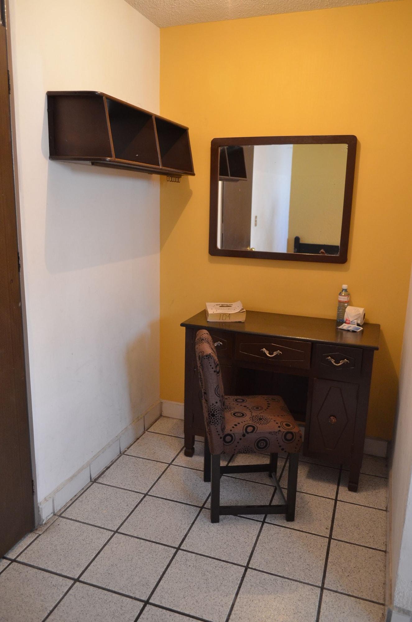 Set de Habitación Hotel Gomez