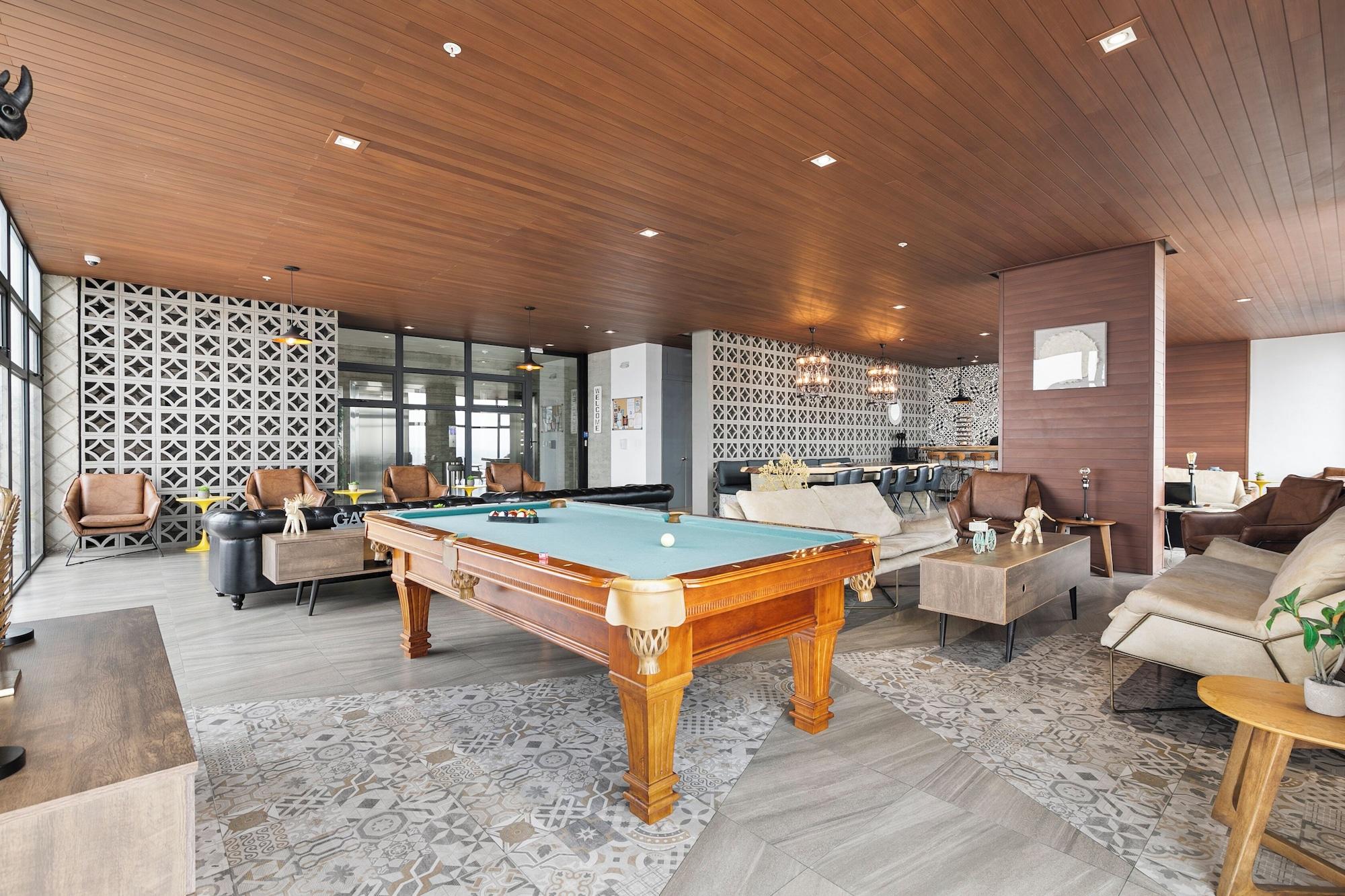 Instalaciones Recreativas Distrito Revolution Suites