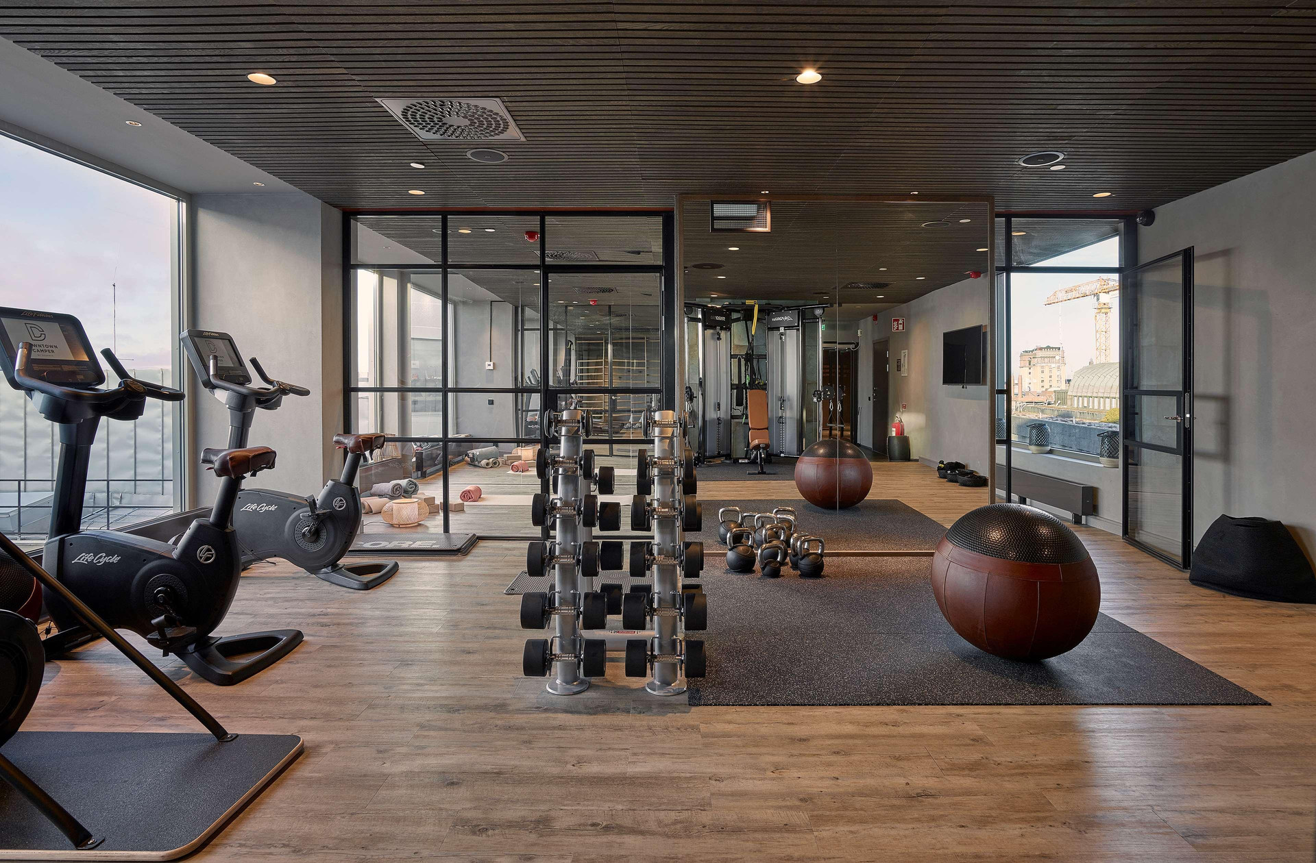 Gimnasio Downtown Camper by Scandic