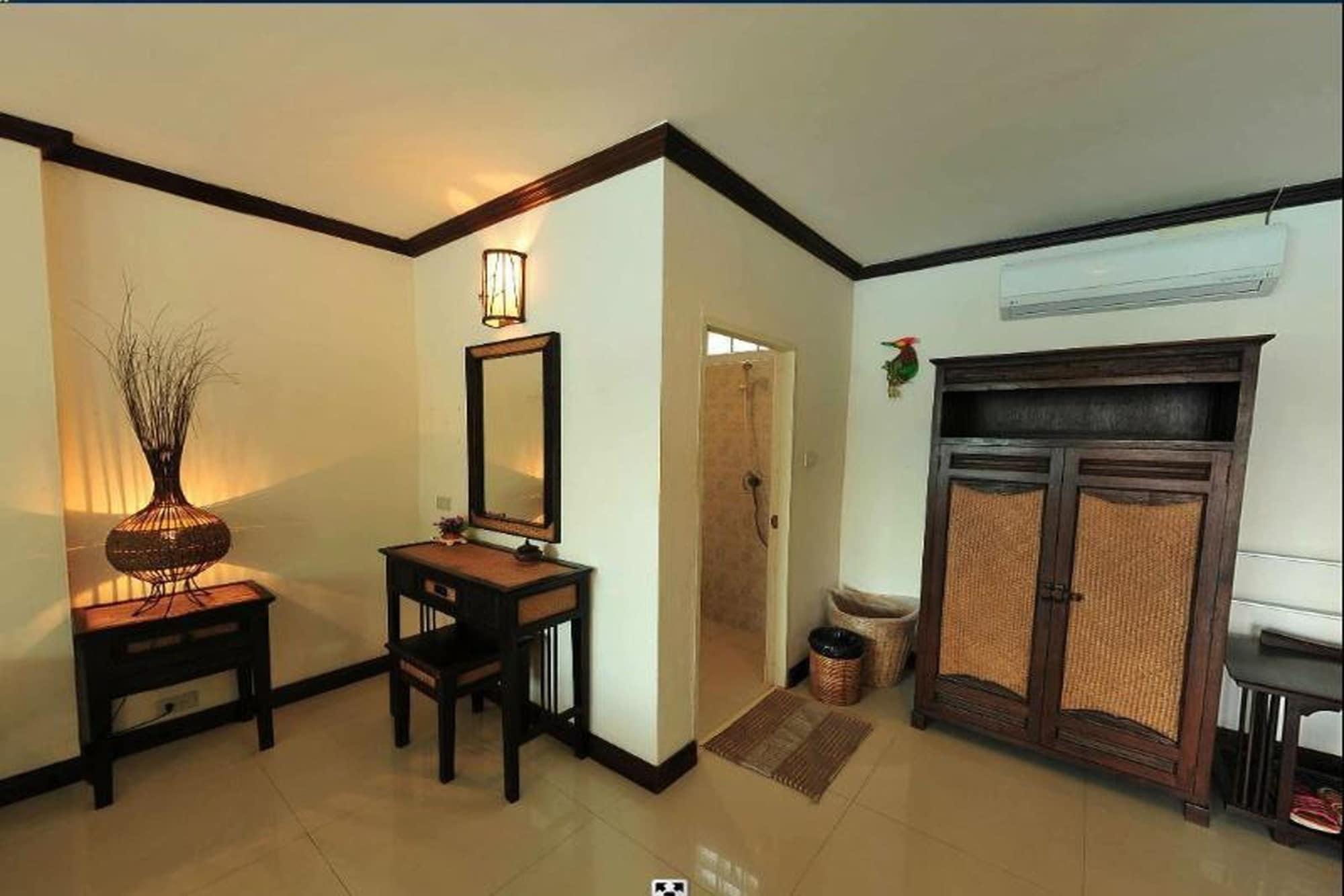 Set de Habitación Chart Thip Resort