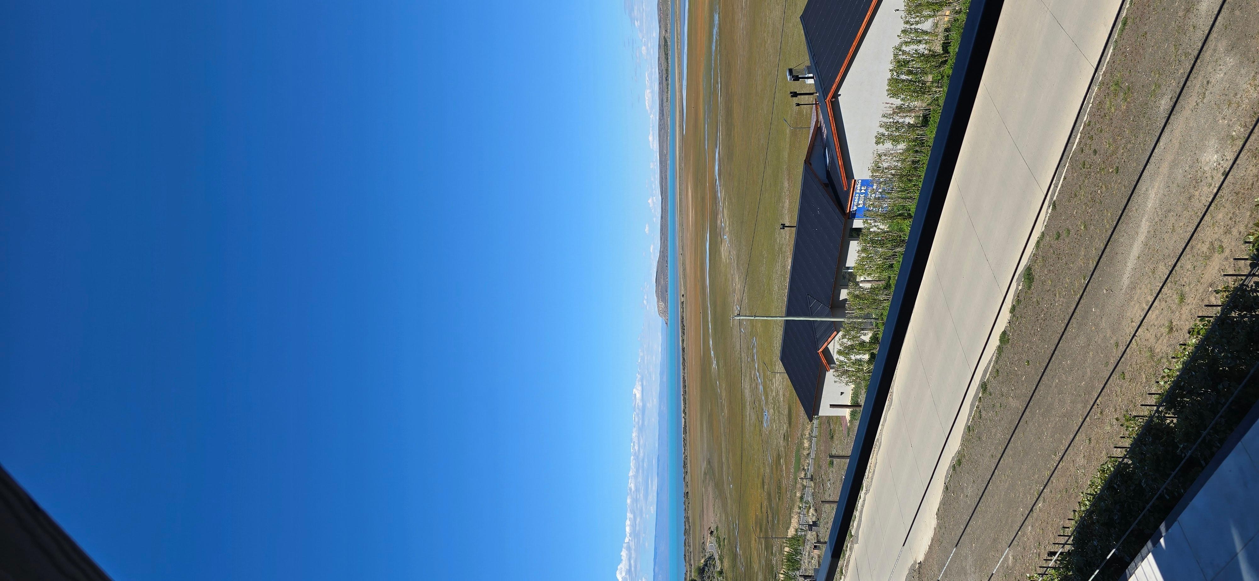 Vista al lago Las Casitas del Barrio Alto