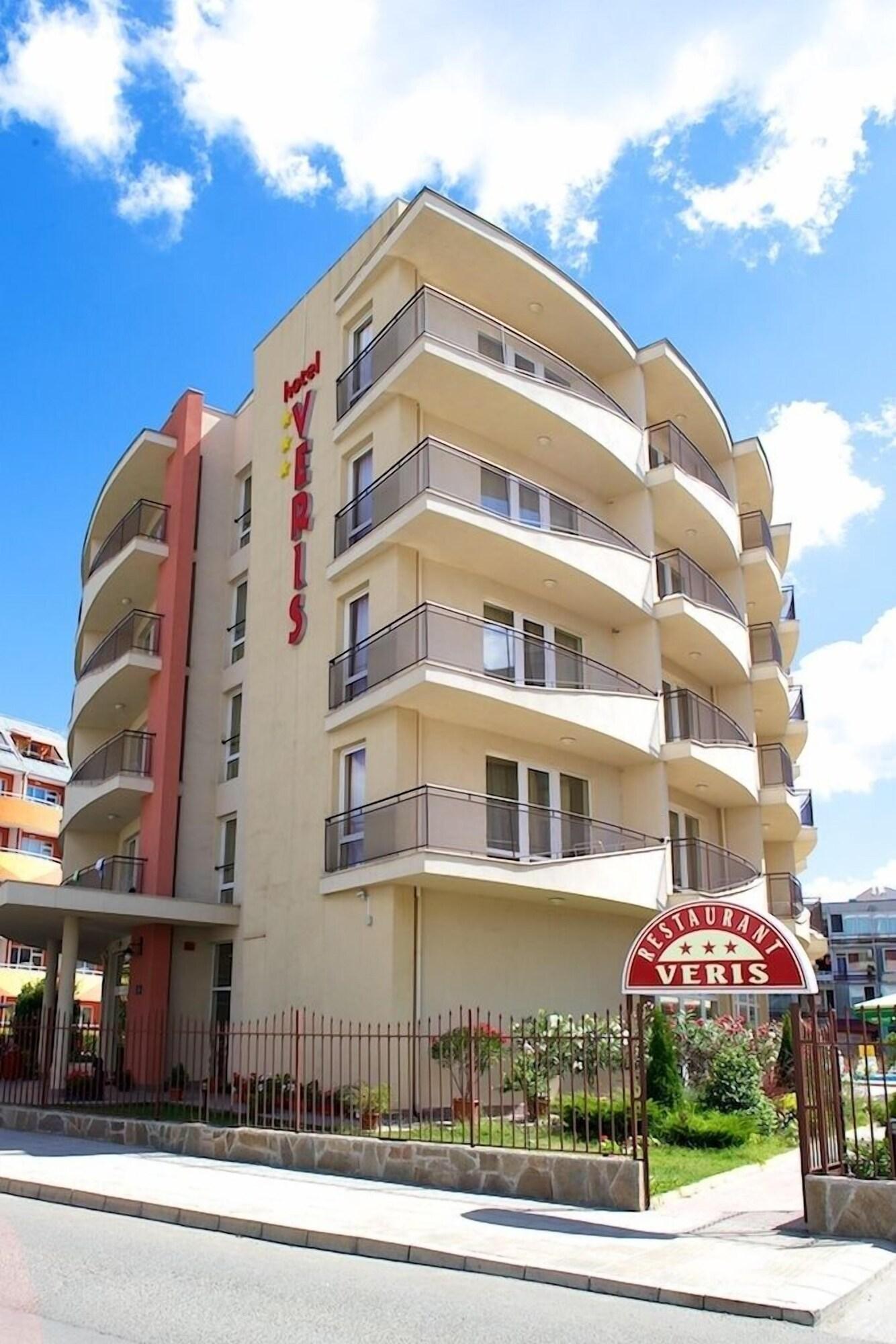 Vista Exterior Hotel Veris
