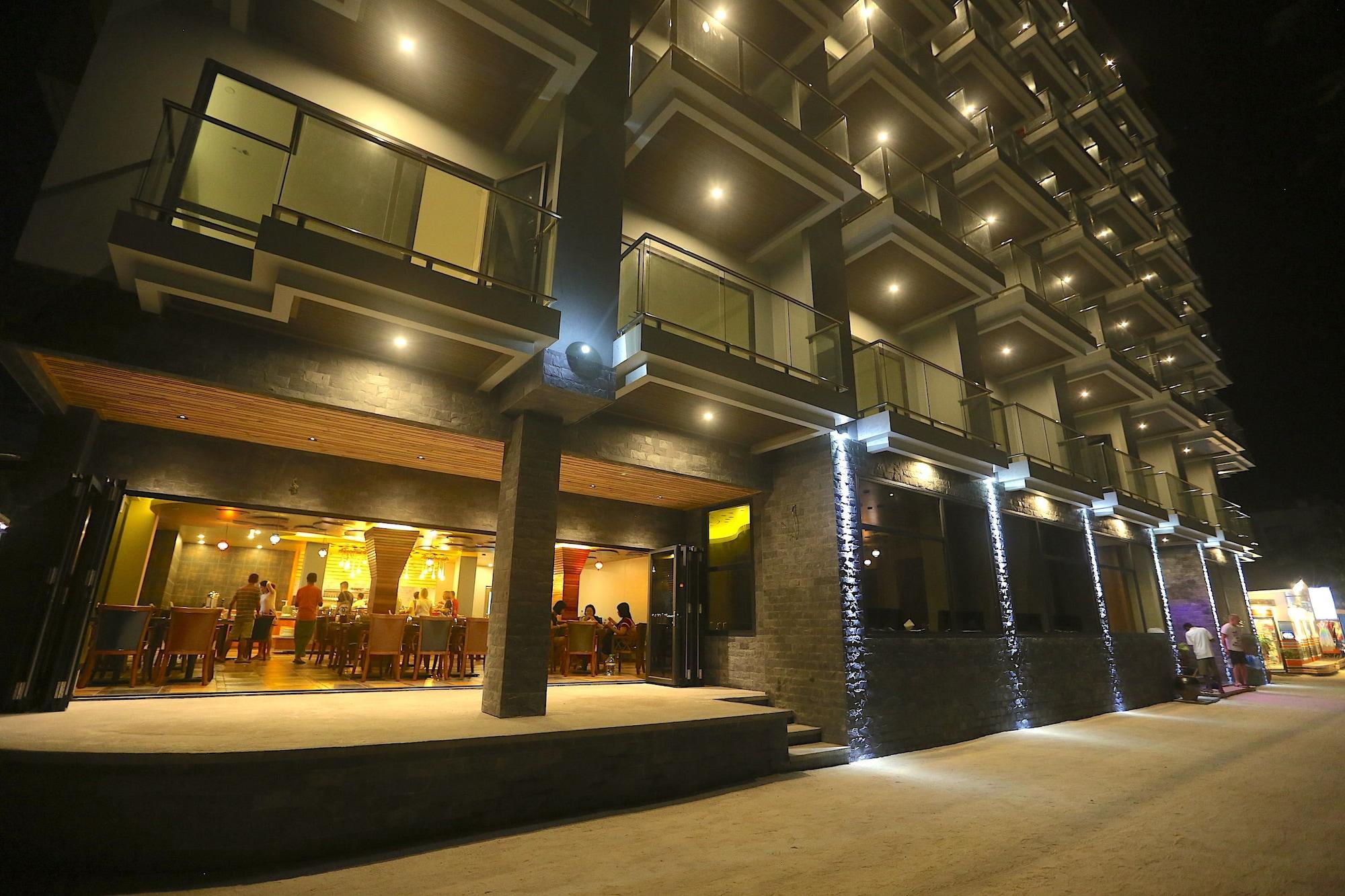 Vista Exterior Kaani Grand Seaview