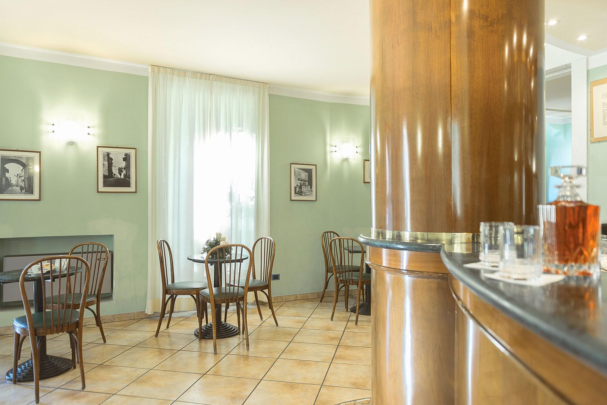 Bar/Salón Hotel San Pietro