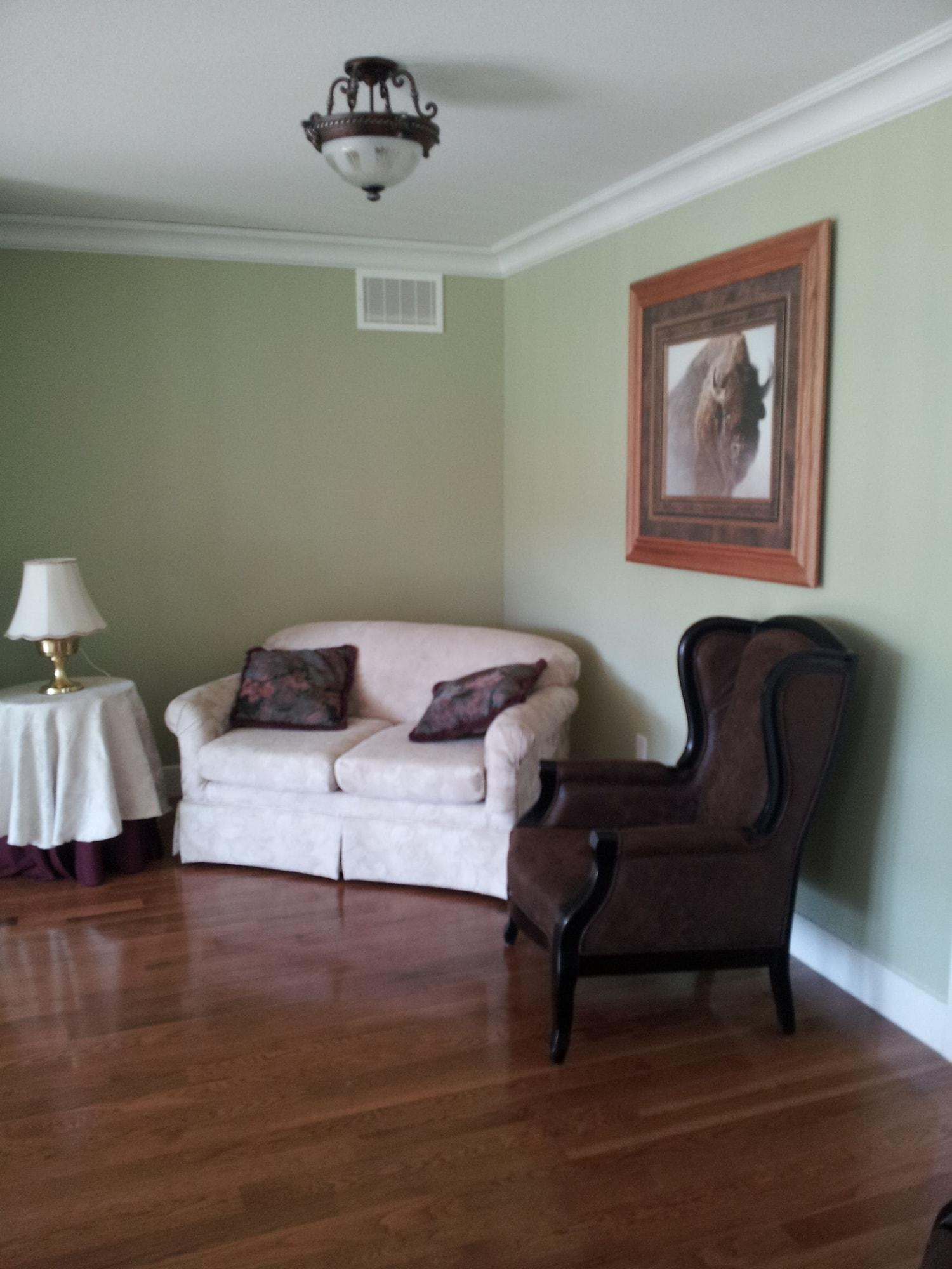 Vista Lobby Harvelle House Bed & Breakfast