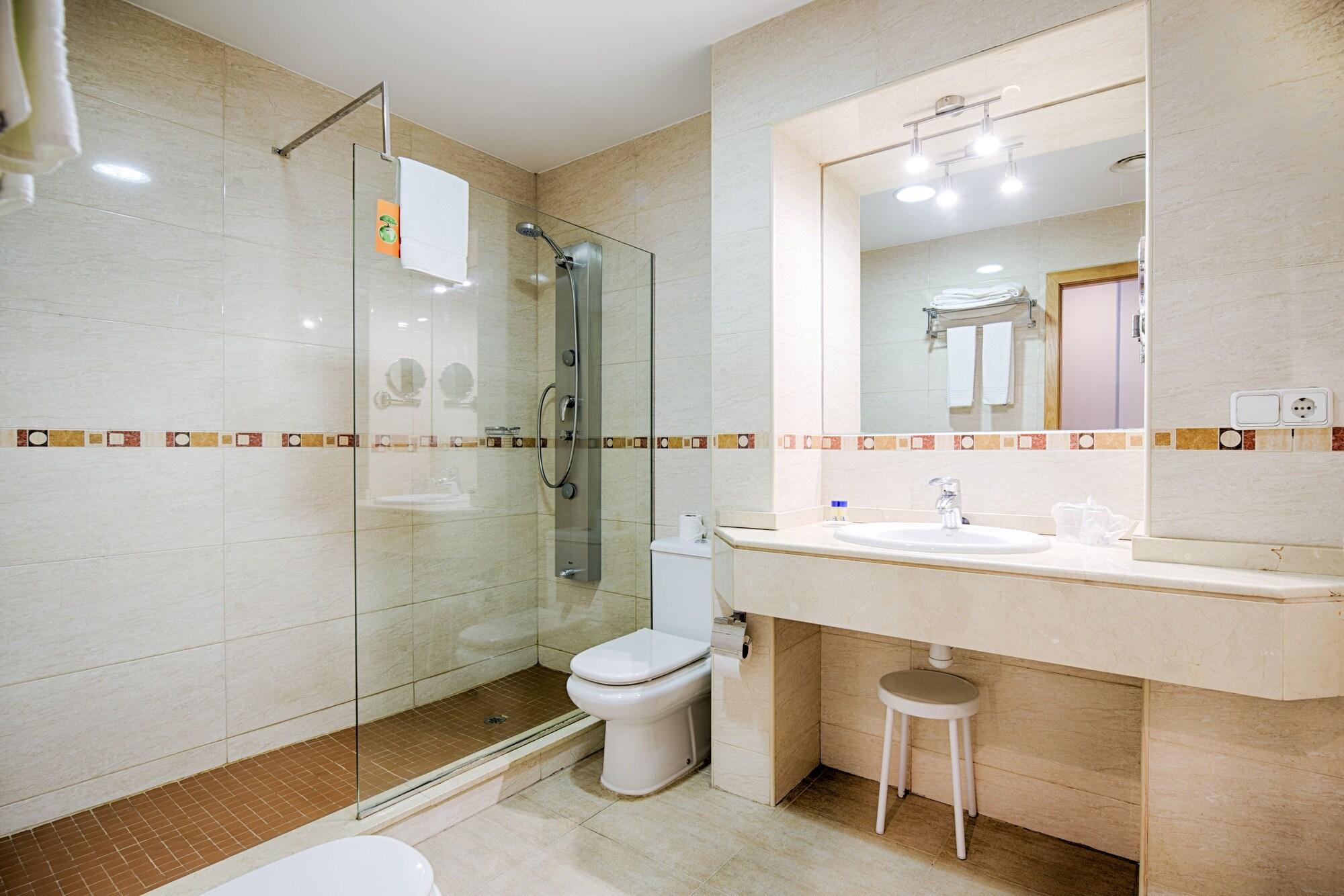 Equipamiento de Habitación Hotel Plaza Alaquas