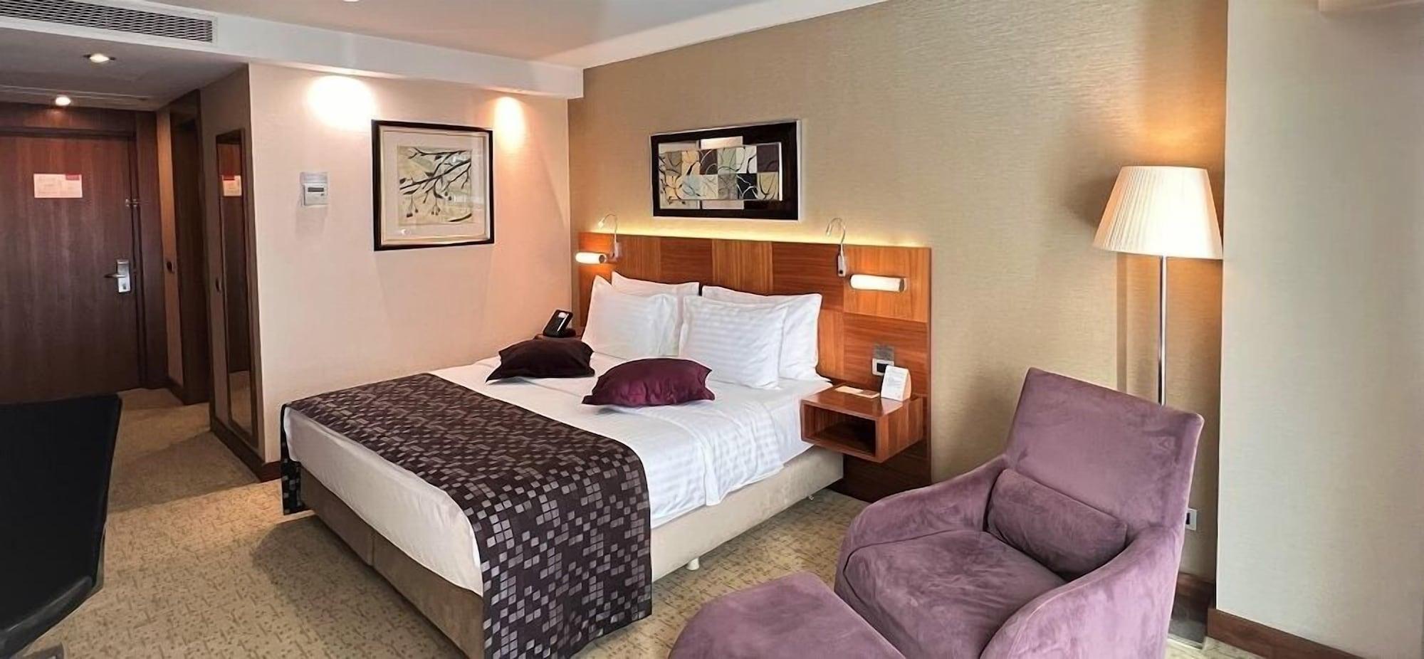 Habitación Crowne Plaza Istanbul - Harbiye by IHG